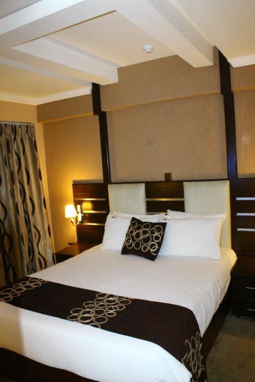 Royal Teo Near Delhi Airport New Delhi